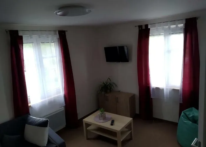 Simak 3* Stare Splavy